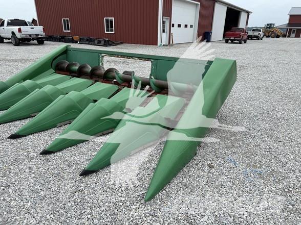 John Deere 643 Kombajnové hlavice