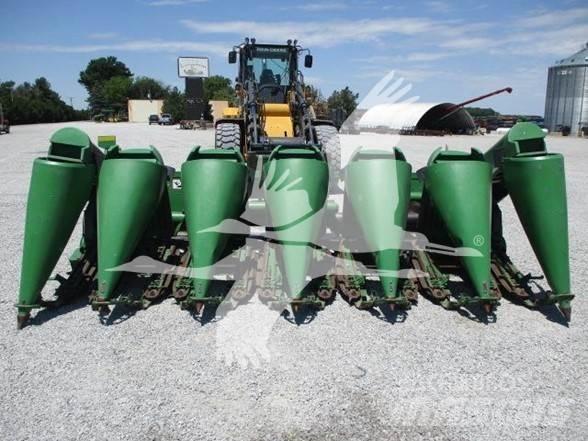 John Deere 693 Kombajnové hlavice