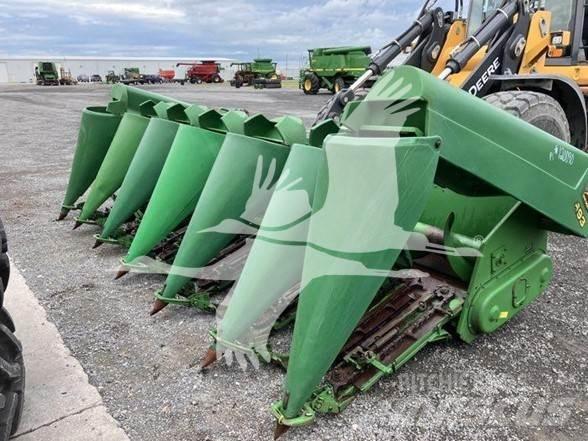 John Deere 693 Kombajnové hlavice