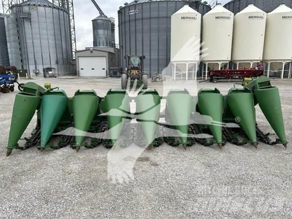 John Deere 893 Kombajnové hlavice