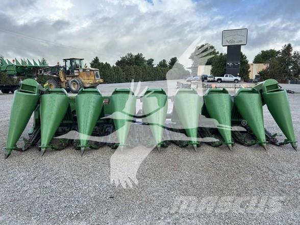 John Deere 893 Kombajnové hlavice