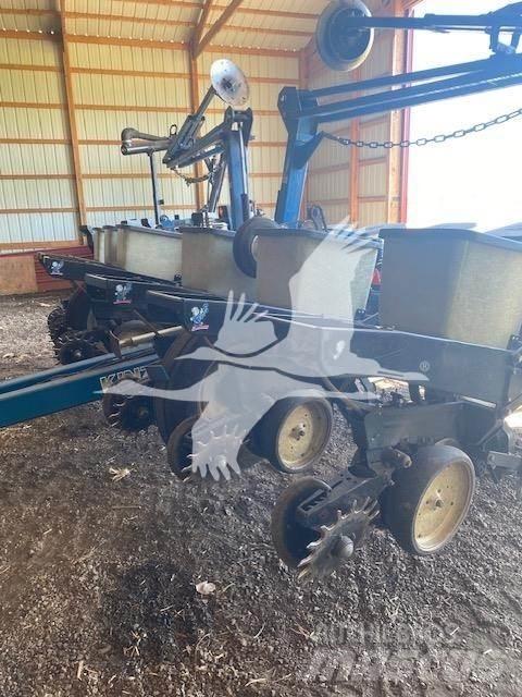 Kinze 2210 Sázecí stroje