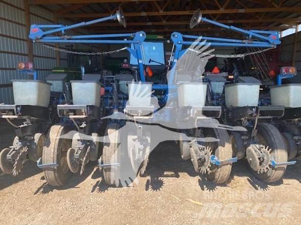 Kinze 2210 Sázecí stroje