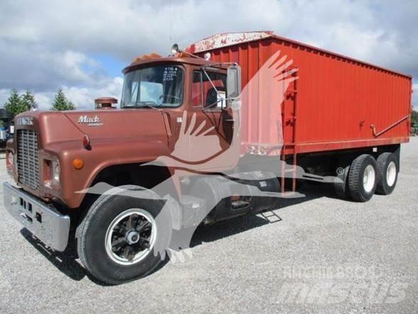 Mack R686ST Stavebnictví - ostatní
