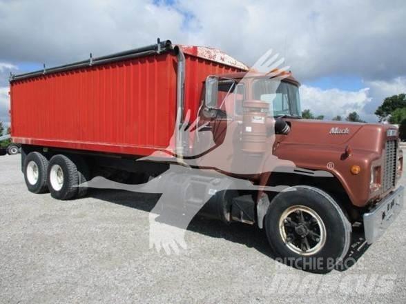 Mack R686ST Stavebnictví - ostatní