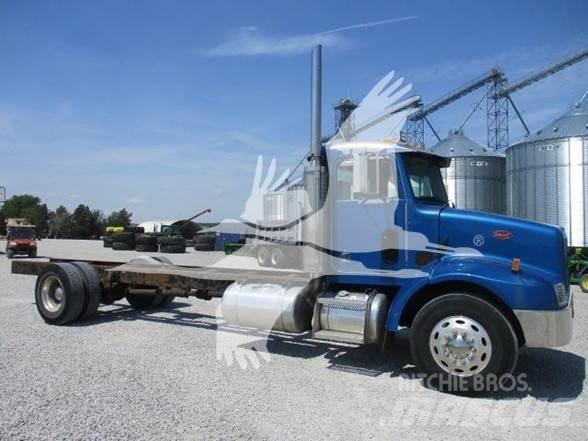 Peterbilt 330 Nákladní vozidlo bez nástavby