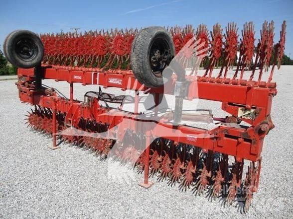YETTER 3530 Další stroje na zpracování půdy a příslušenství