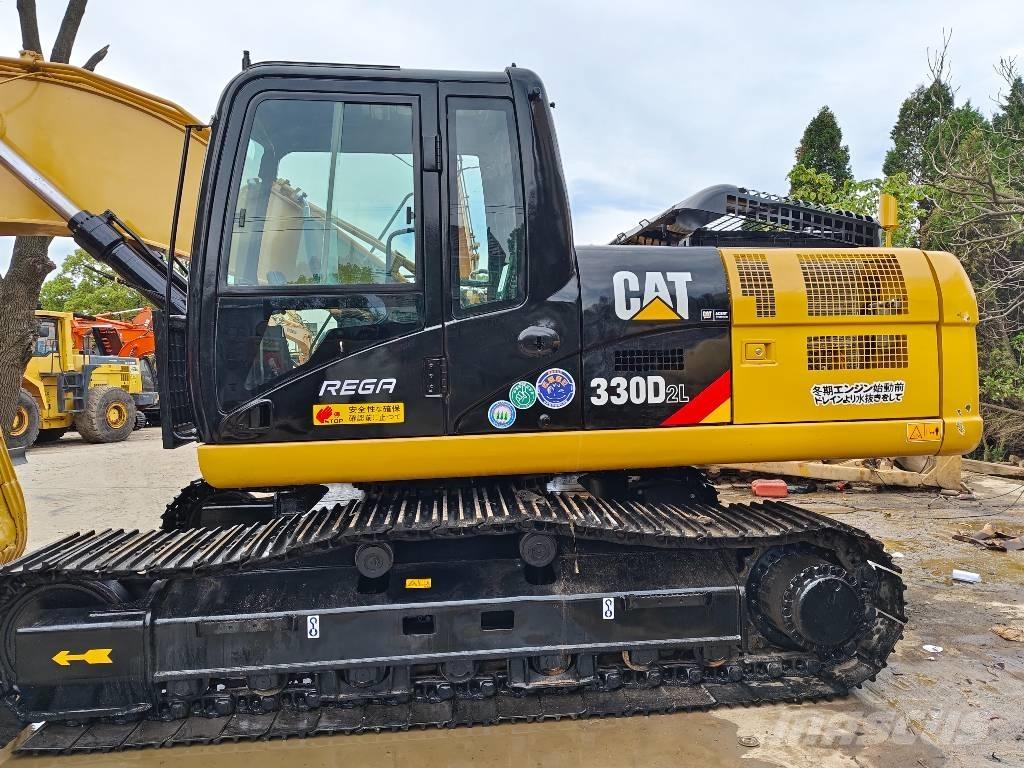 CAT 330D2L Pásová rýpadla