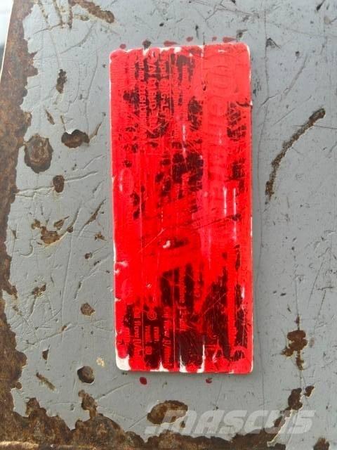 Demarec DRG 15 CW 30 Klešťové drapáky