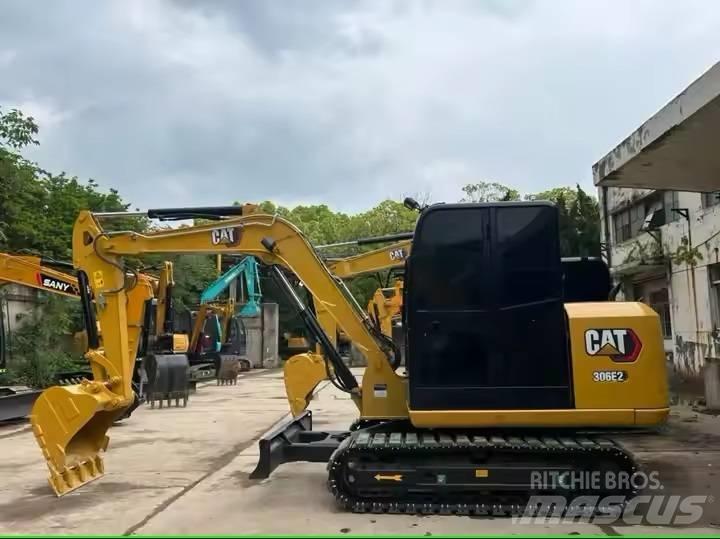 CAT 306 E2 Mini rýpadla < 7t