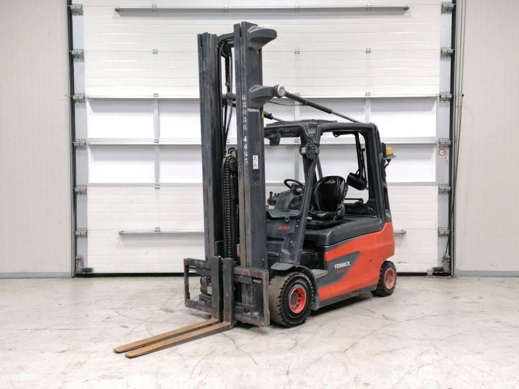 Linde E30L-01 Akumulátorové vozíky