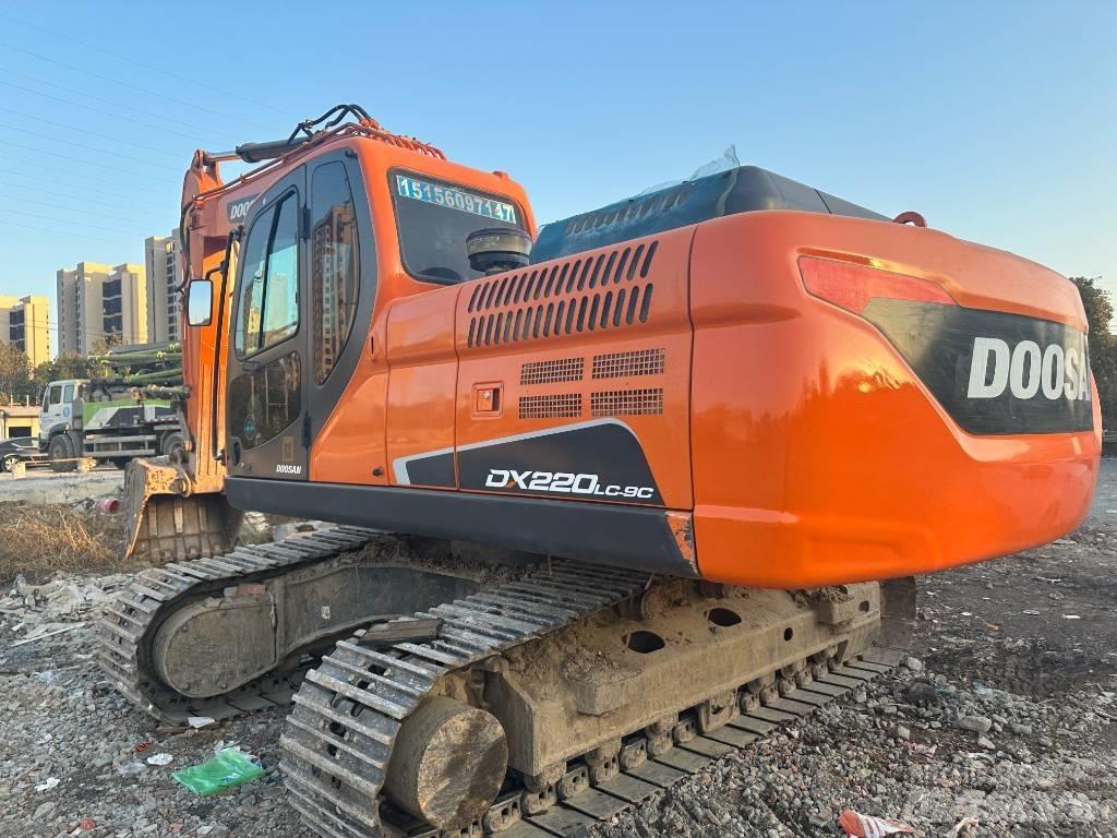 Doosan DX220LC-9 Pásová rýpadla