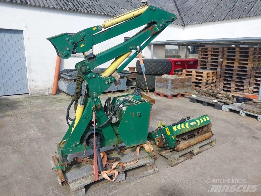 Spearhead Twiga 3000 Samojízdné sekačky