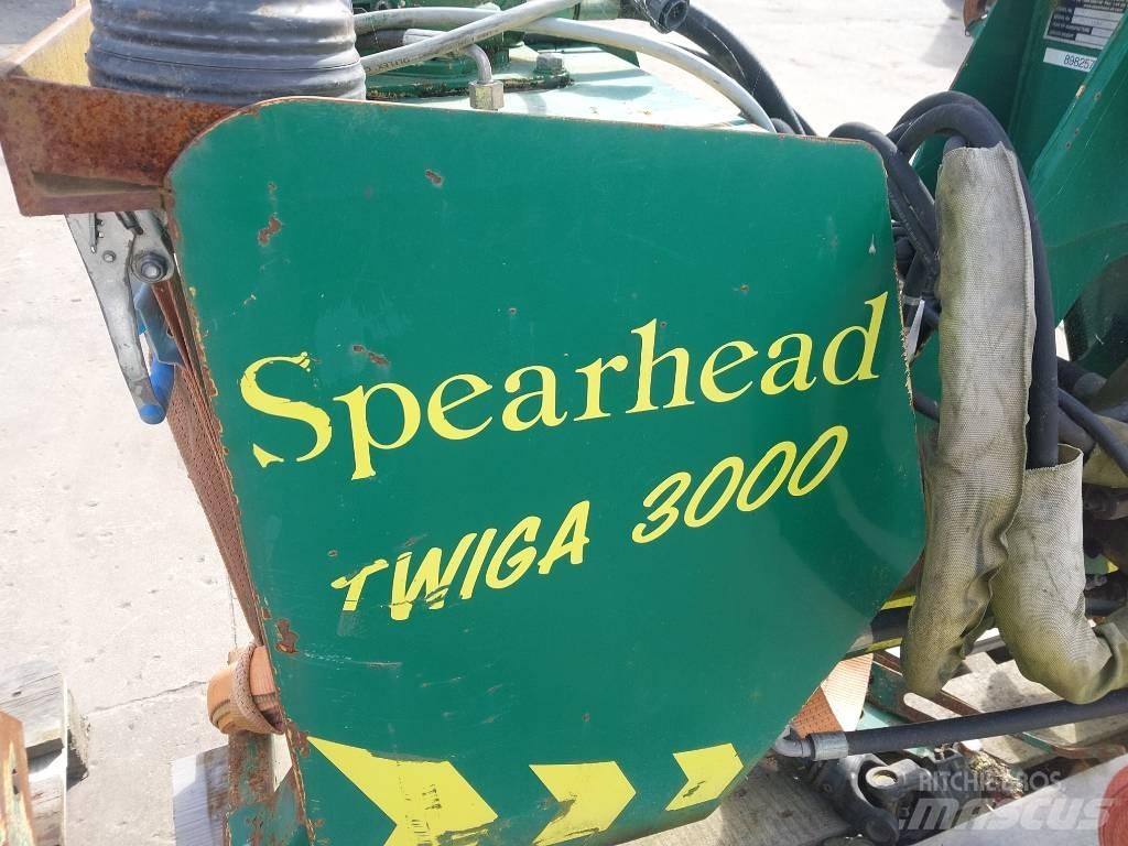 Spearhead Twiga 3000 Samojízdné sekačky