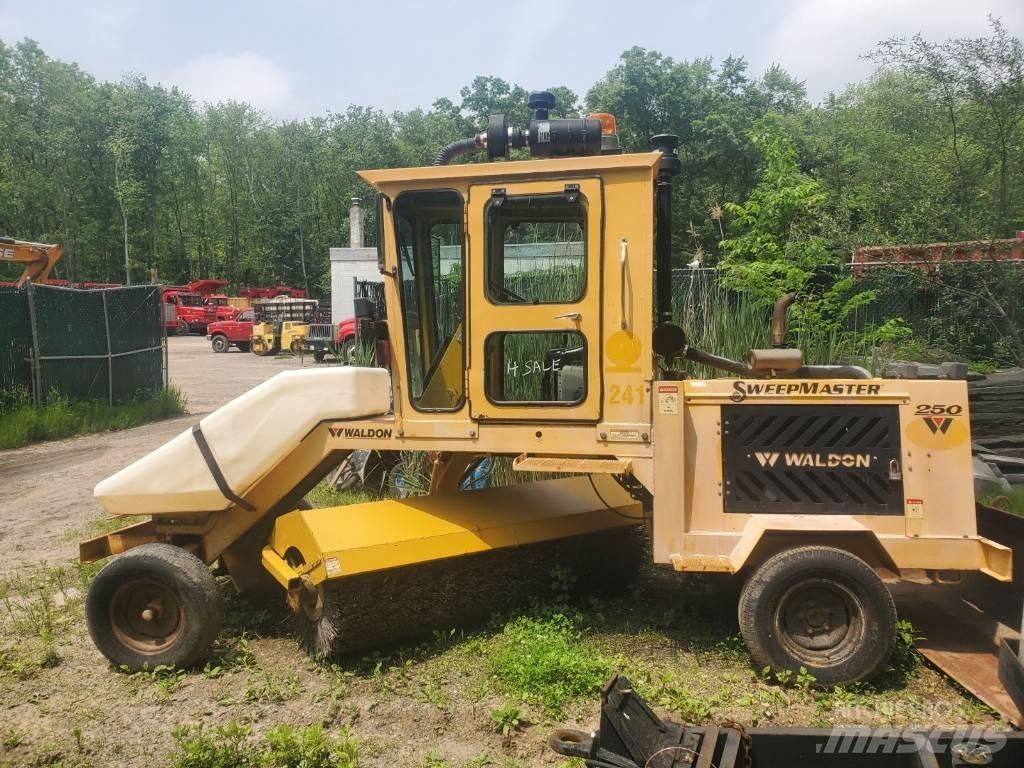  WALDIN SW250 Zametací vozy