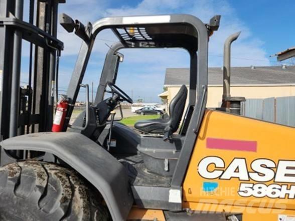 CASE 586H Terénní vysokozdvižné vozíky