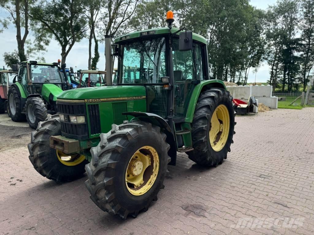 John Deere 6400 Traktory