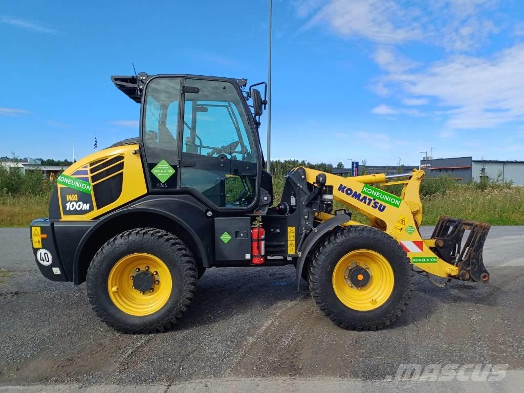 Komatsu WA 100 M-8 Kolové nakladače