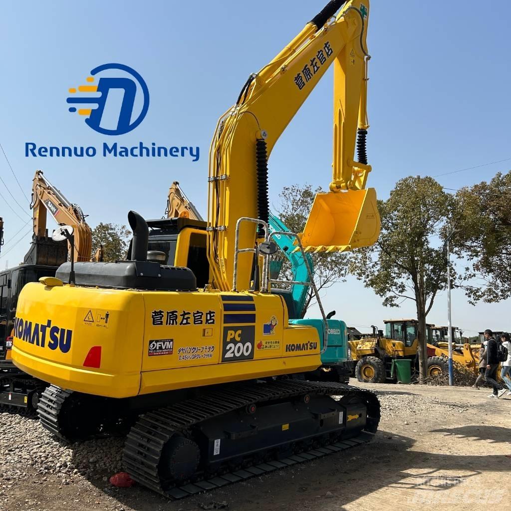 Komatsu PC200-8 Pásová rýpadla