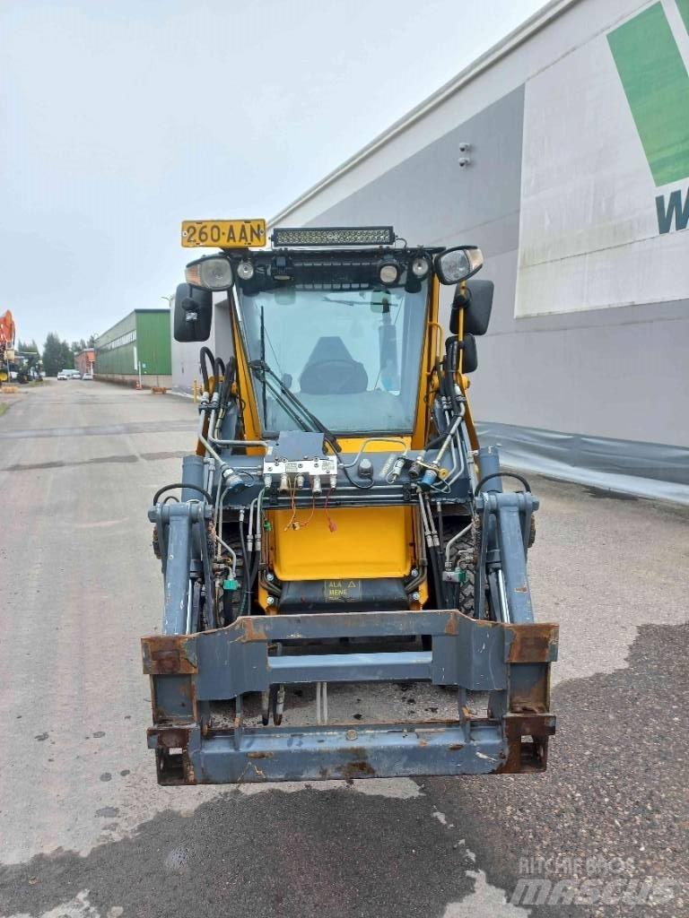 Wille 335B Kompaktní traktory