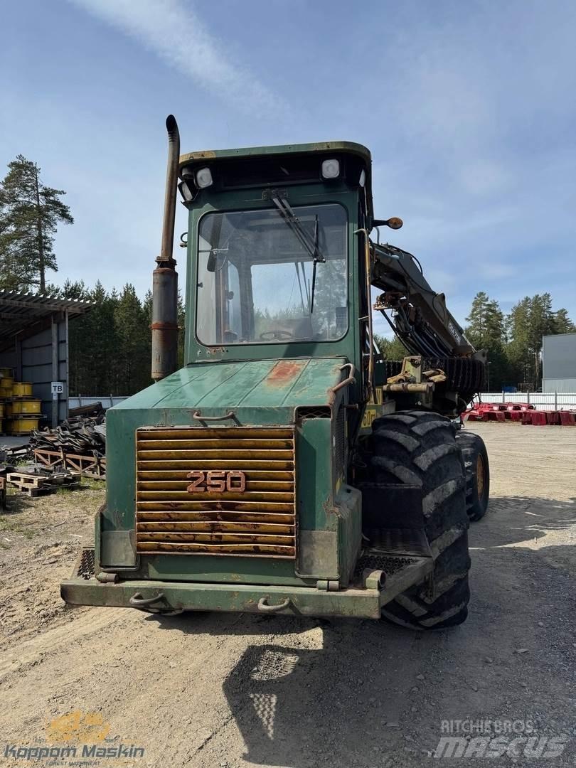 Ösa 250/706 Harvestory