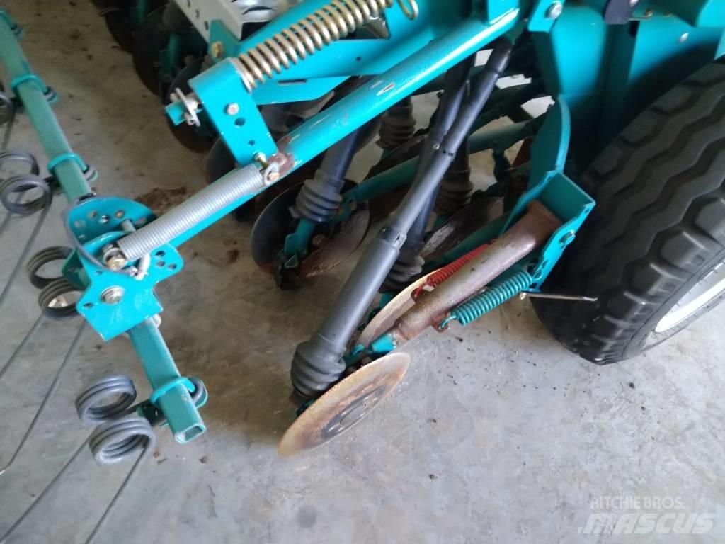 Sulky Tramline SX Mechanické secí stroje