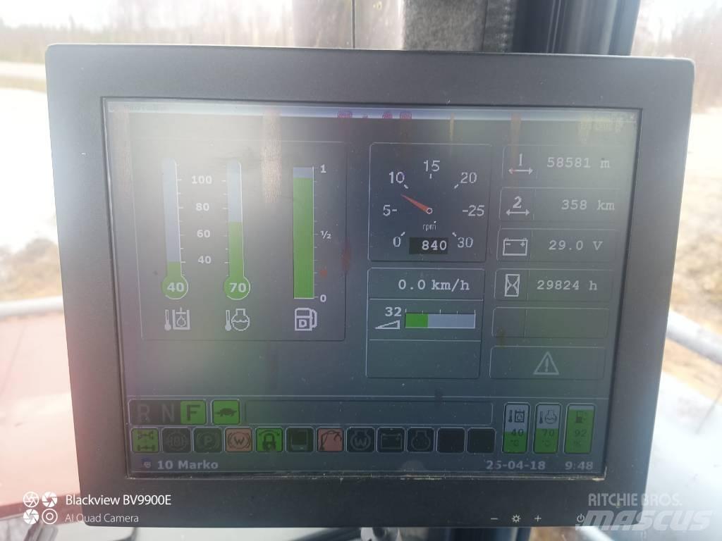Komatsu 860.4 Vyvážecí traktory