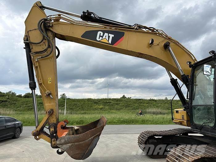 CAT 320FL Pásová rýpadla