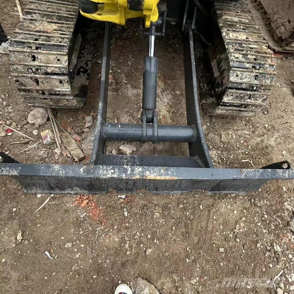 Yanmar 35 Mini rýpadla < 7t