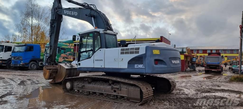 Volvo EC 240 C L Pásová rýpadla