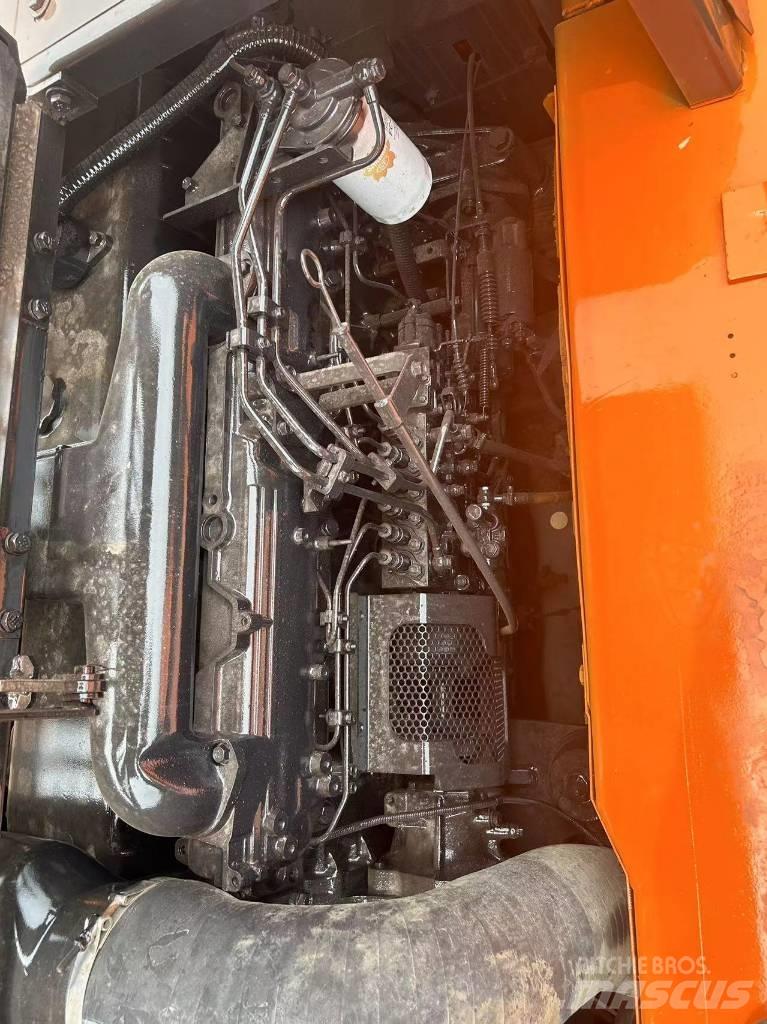 Hitachi ZX 450 H Pásová rýpadla
