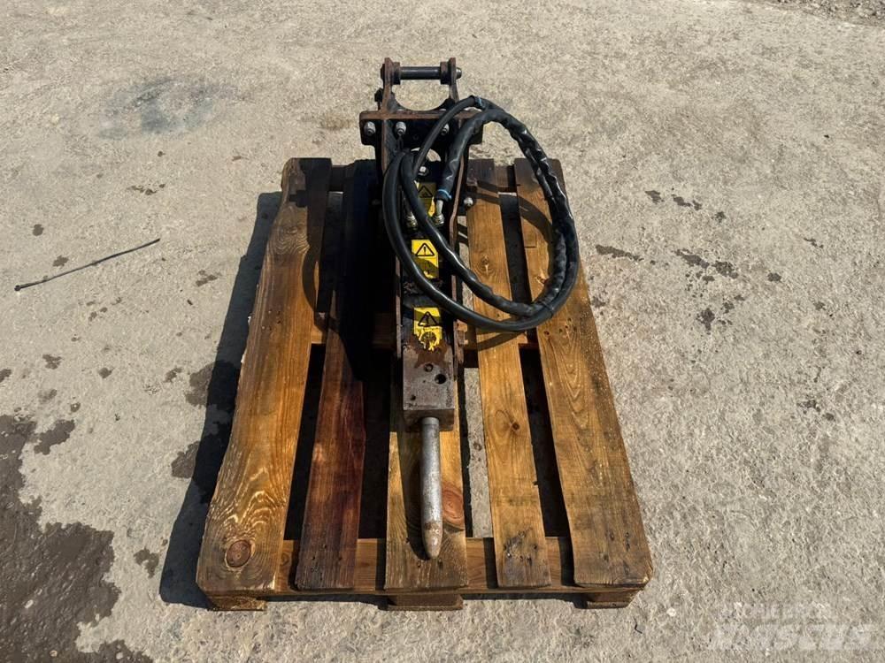 JCB HM012T BREAKER Další příslušenství k traktorům