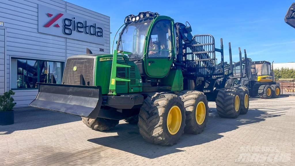 John Deere 1210E Vyvážecí traktory