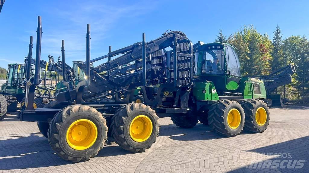 John Deere 1210E Vyvážecí traktory