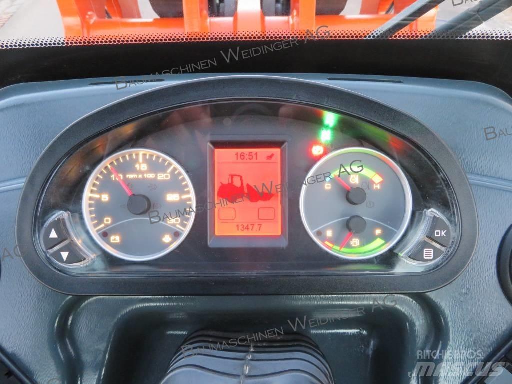 Hitachi ZW 75 Kolové nakladače