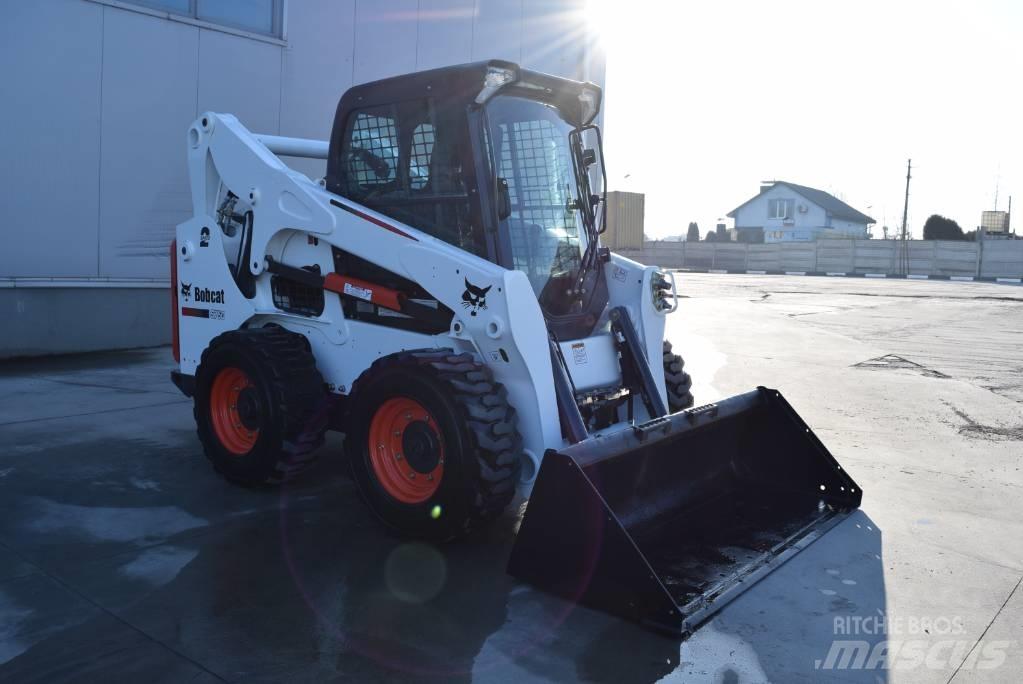 Bobcat S 750 Smykem řízené nakladače
