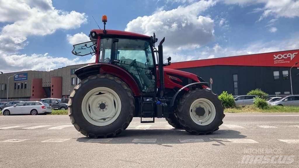 Valtra A105MH4 Traktory