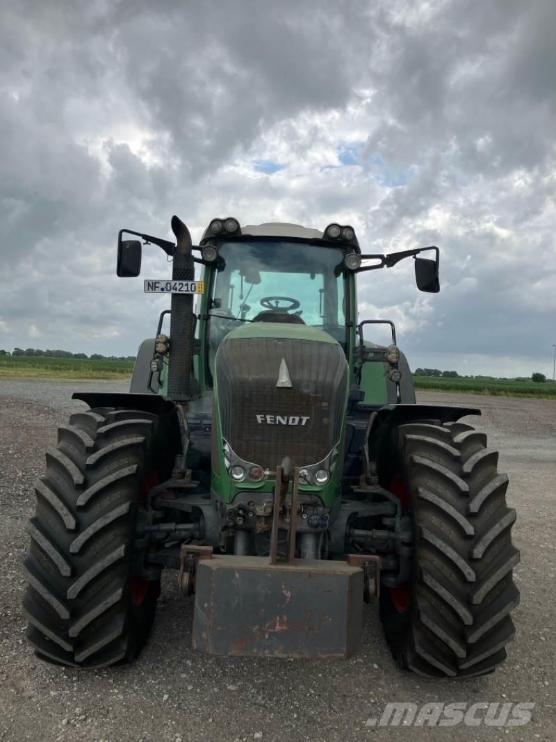 Fendt 930 COM 3 Traktory