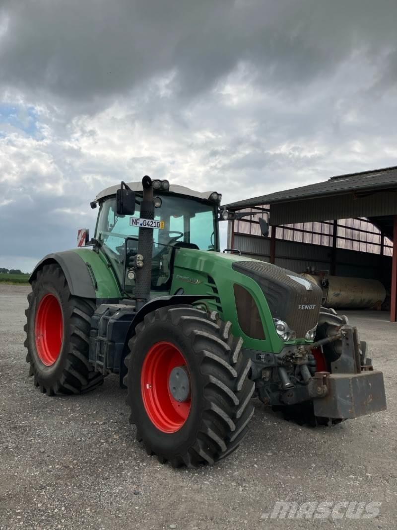 Fendt 930 COM 3 Traktory