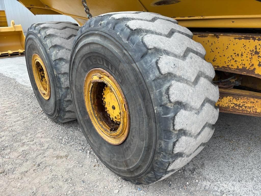 CAT 745 C Kloubové dempry