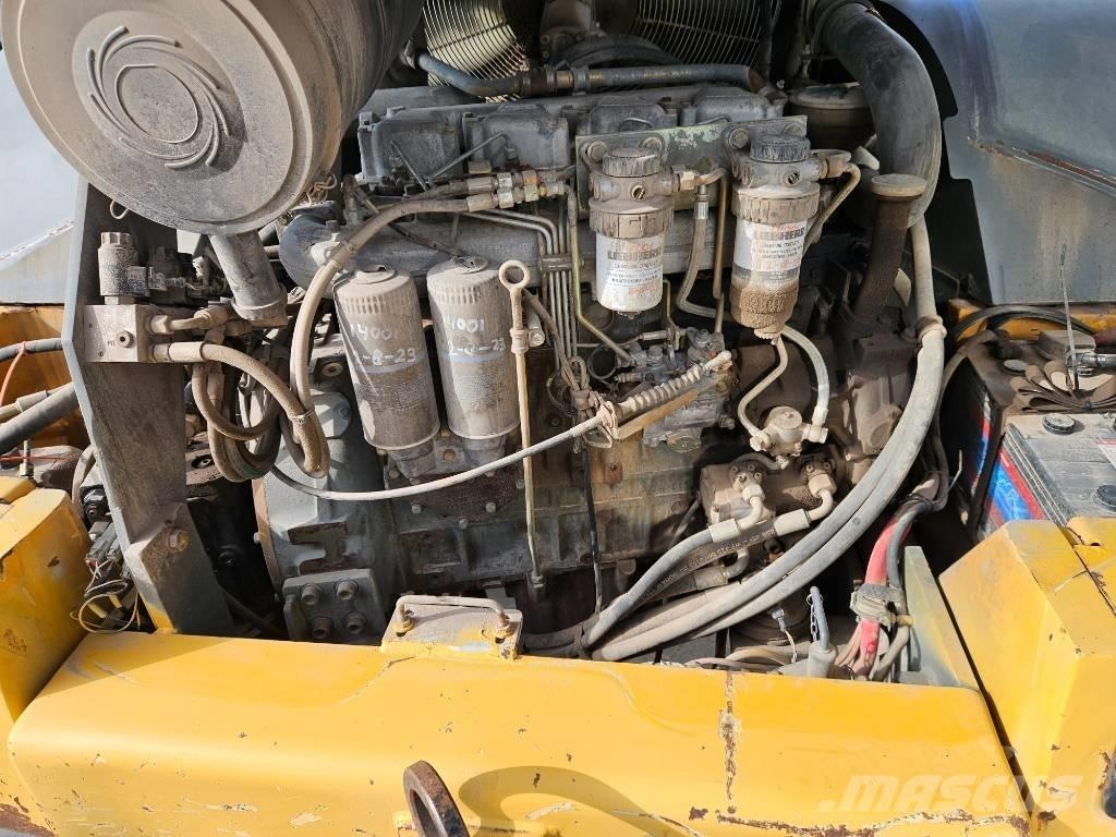 Liebherr L538 Kolové nakladače