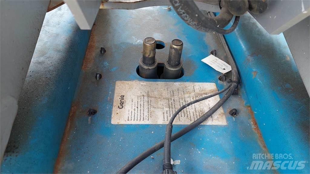 Genie GS1932 Nůžková zvedací plošina