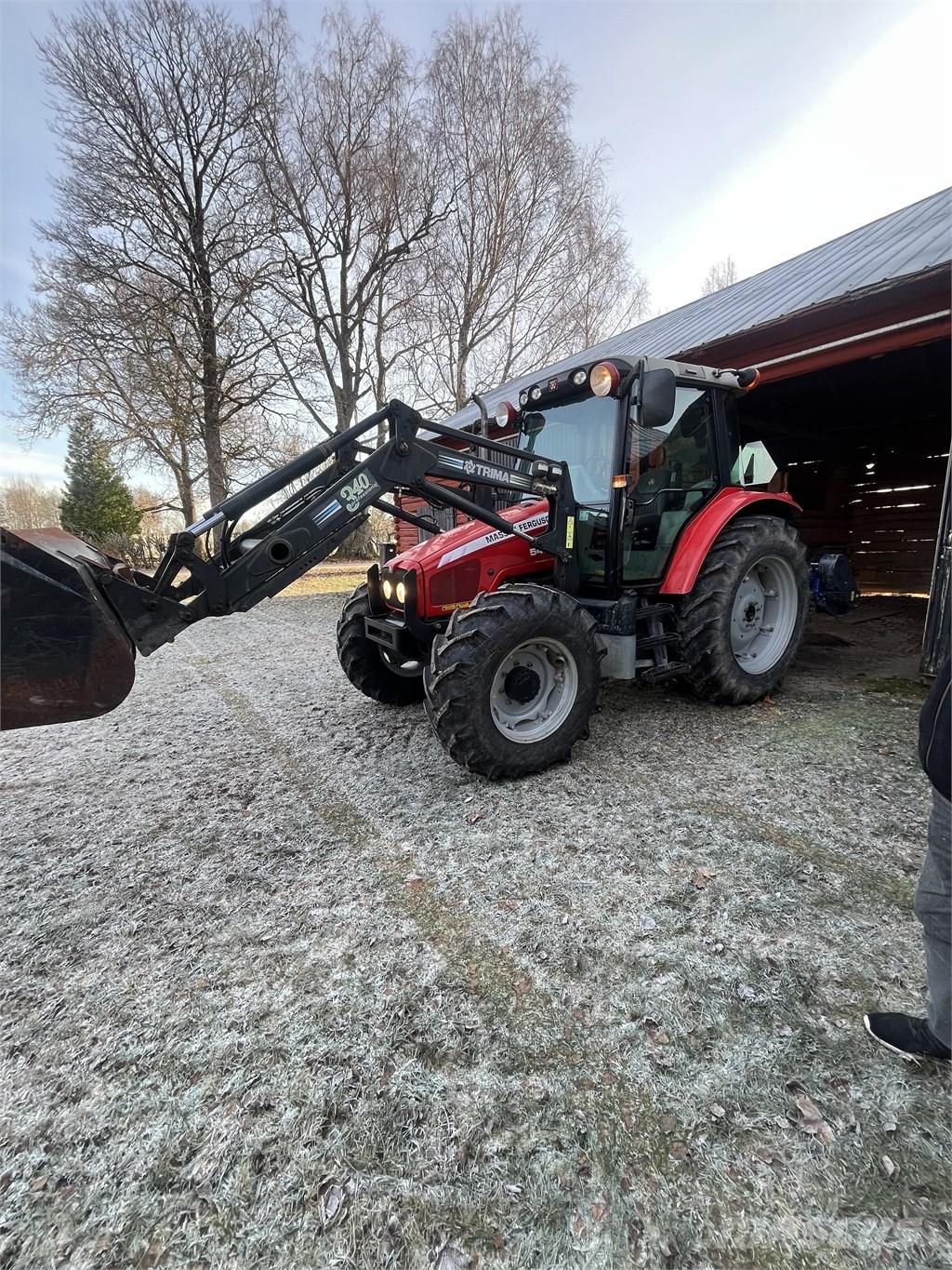 Massey Ferguson 5435 Traktory