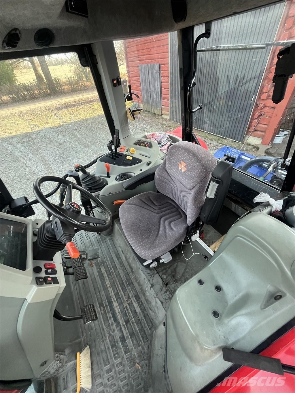 Massey Ferguson 5435 Traktory