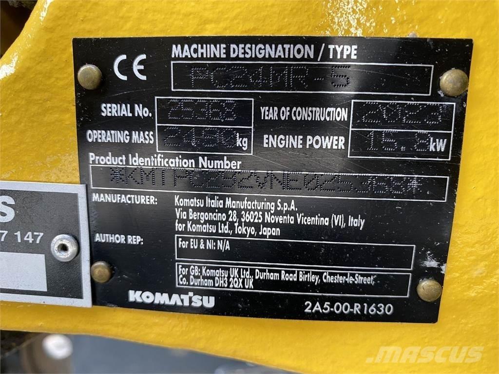 Komatsu PC24MR-5 Kolová rýpadla