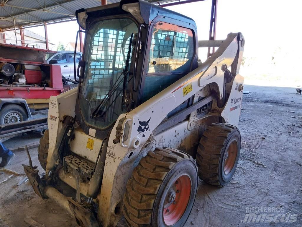 Bobcat S 770 Smykem řízené nakladače