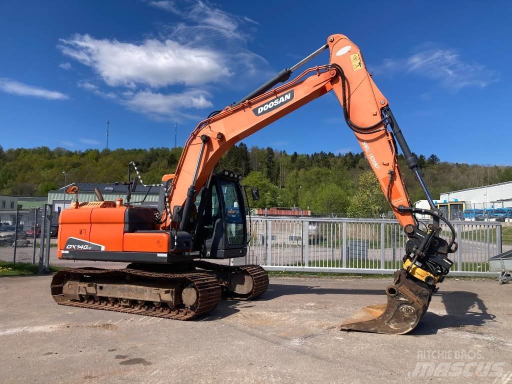 Doosan DX 140 LC Pásová rýpadla