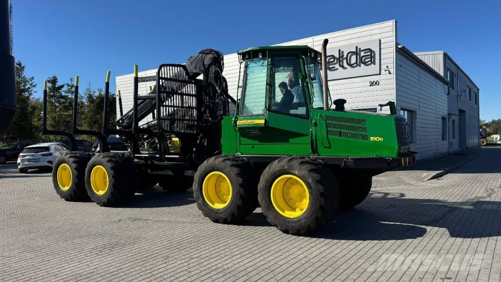 John Deere 1110 D Vyvážecí traktory