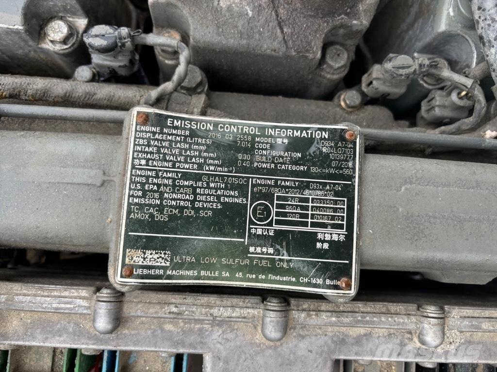 Liebherr 936 Pásová rýpadla
