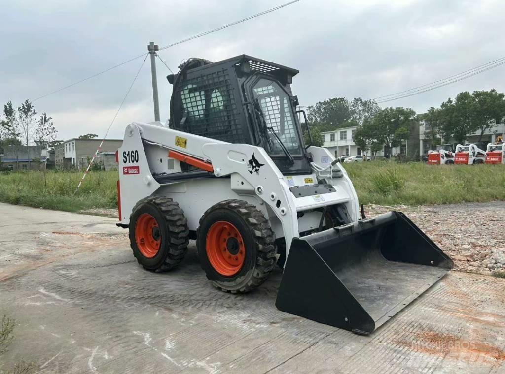 Bobcat S 160 Smykem řízené nakladače